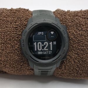 Garmin Instinct Rugged Outdoor Watch - Graphite
